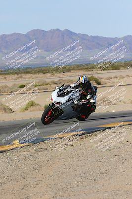 media/Dec-10-2023-SoCal Trackdays (Sun) [[0ce70f5433]]/Turn 9 Inside Set 1 (1115am)/